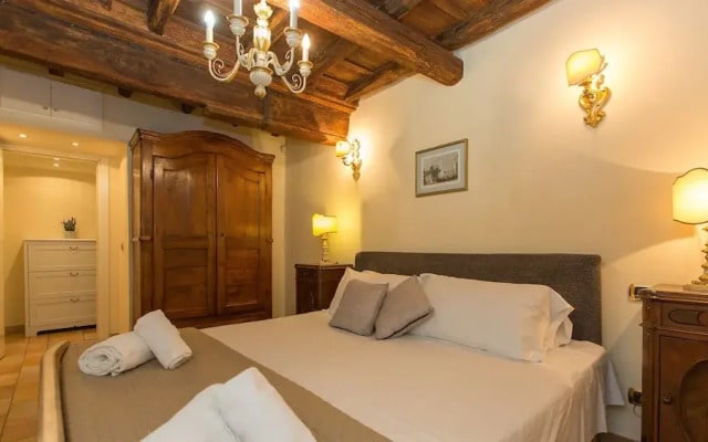 Rental in Rome Falegnami