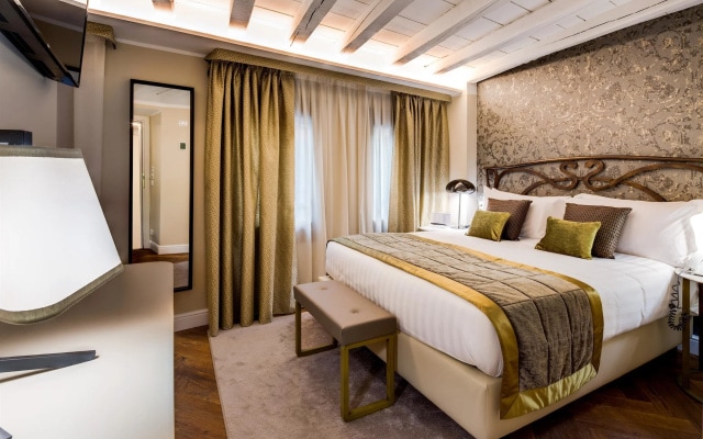 Отель BW Premier Collection CHC Continental Venice