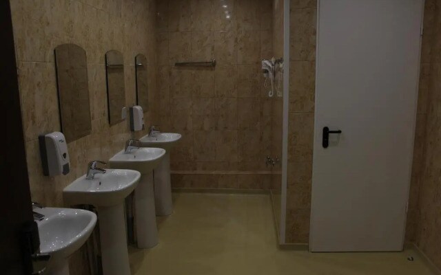 Hostel Yunior