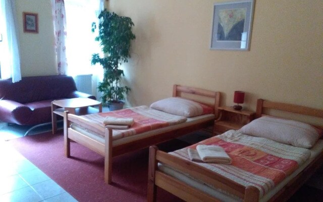 Guest House U Náhonu