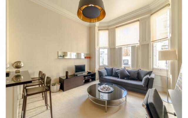 Eson2 - The Dawson Place in Notting Hill