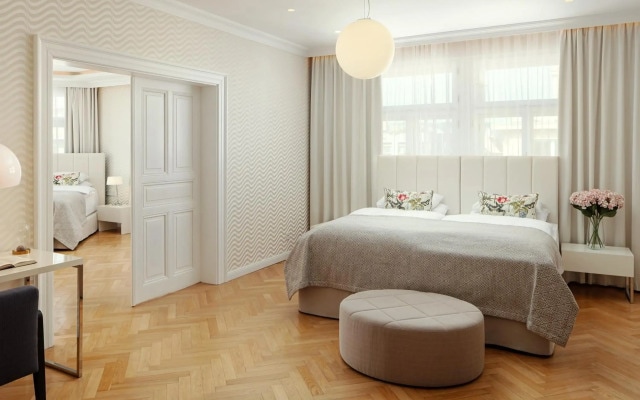 Revolucni Apartments Old Town