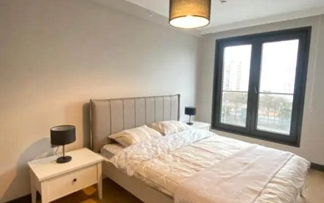 Luxury Central Fully Equipped 2BR 2BA Apartment by Siena Suites