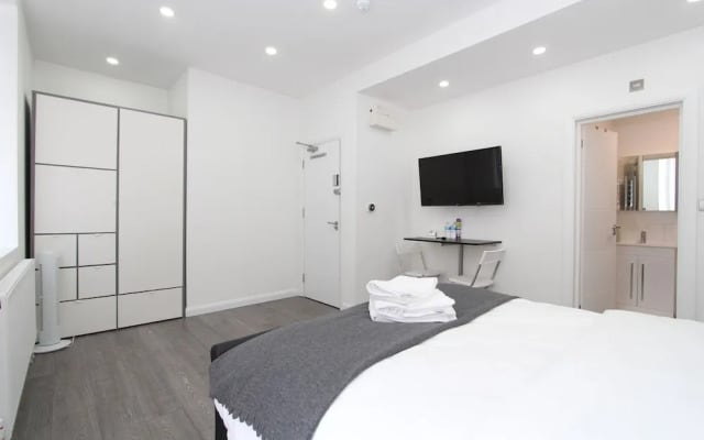 BlueGreen Suites