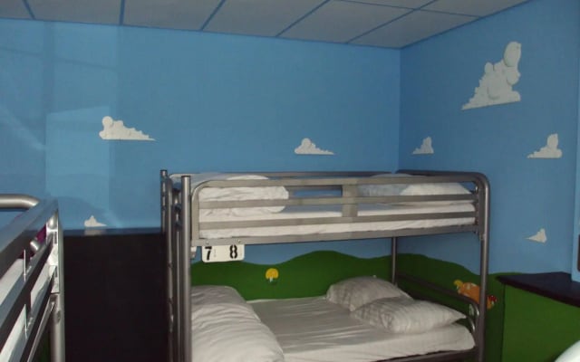 The Flying Pig Uptown Hostel