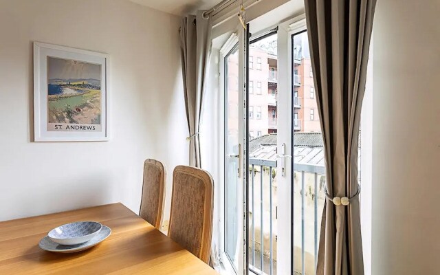 Bright Flat in Historic Whitechapel
