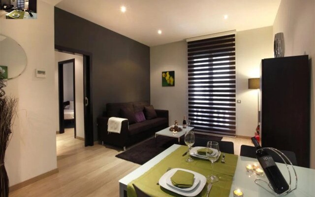 Fisa Rentals Gran Via Apartments