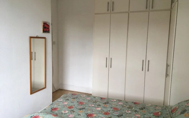 London Bridge - Entire 2 Bedroom Apart