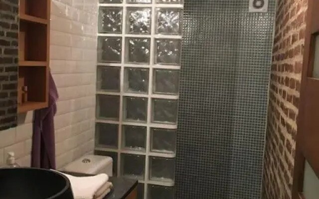 Studio 29 m2 proche La Défense WIFI