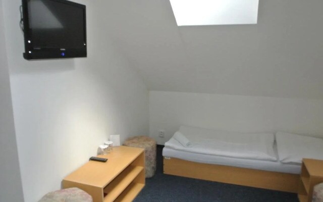 Hotel Irv K
