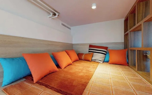 Room 1211 in a Premium Residence- Sport/laundry