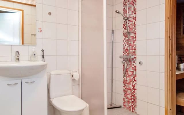 Alppitalo punatähti 7 apt 2