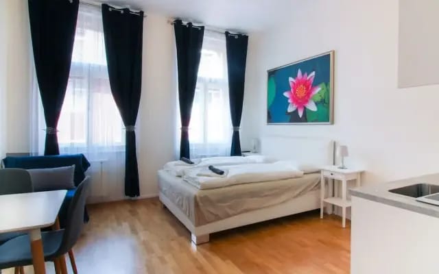 Bouquet Apartments