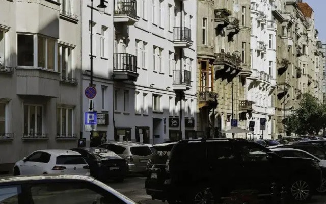 Lwowska City Garage