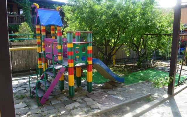 Guest house on Mikhailovskii