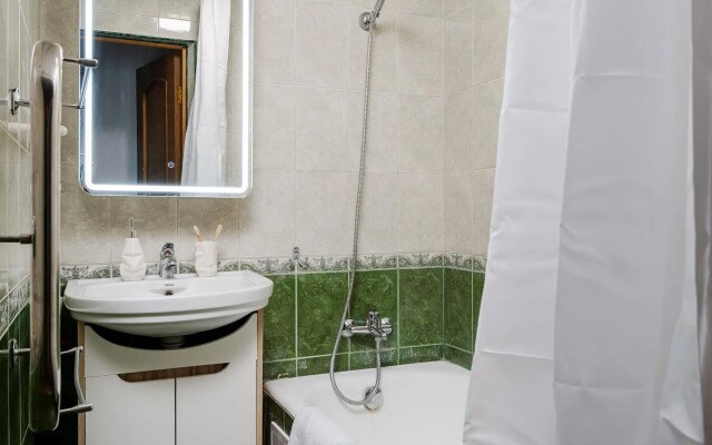 Kvart-Hotel (Кварт-Отель) на набережной Бережковская 4