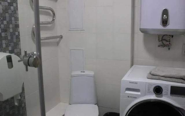 Chernyahovskogo Apartments 5v