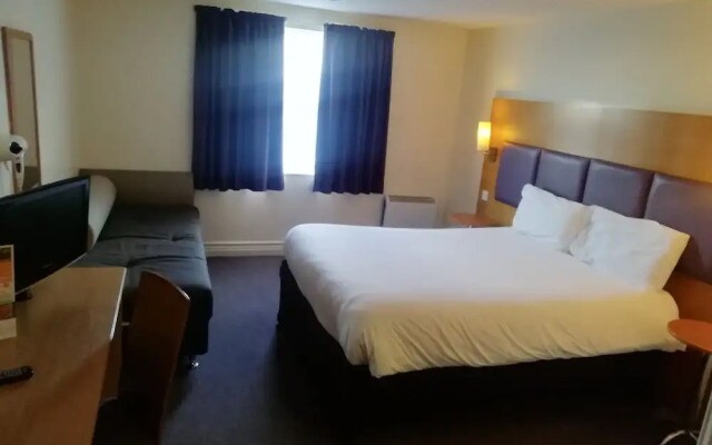 Purple Roomz Preston South