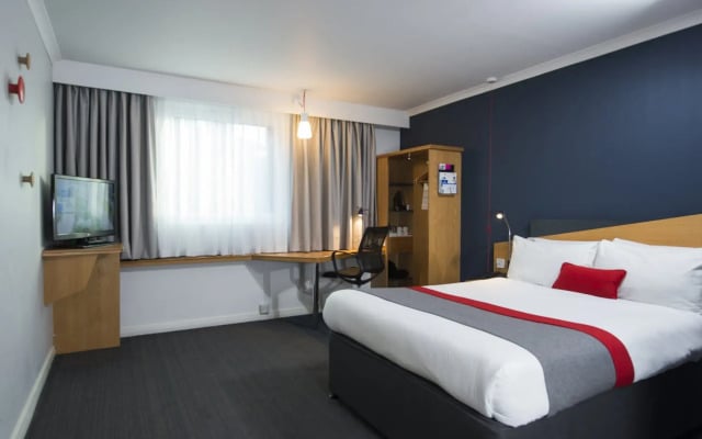 Holiday Inn Express Manchester - Salford Quays by IHG