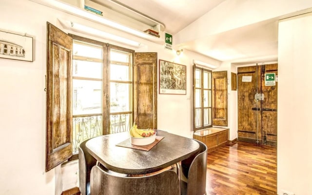 Apartment With one Bedroom in Roma, With Wifi