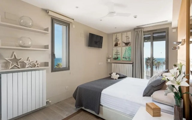 Kronos on the beach Suite 4