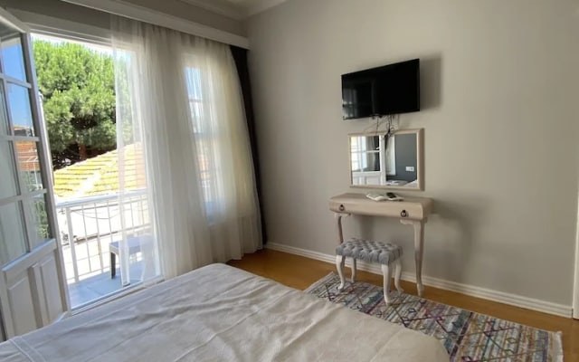 White Island Boutique Hotel
