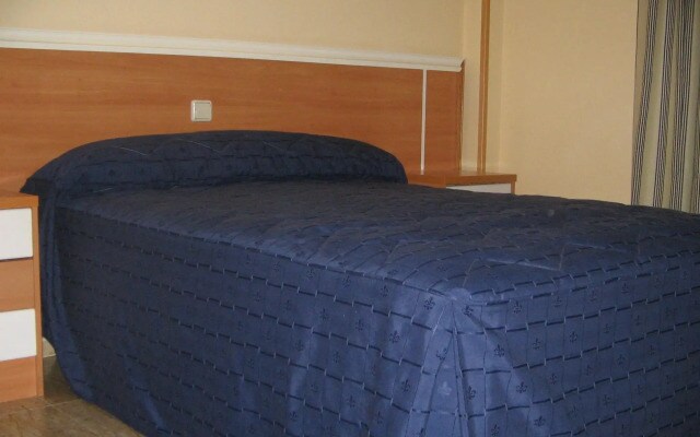 Hotel Barajas Plaza Madrid