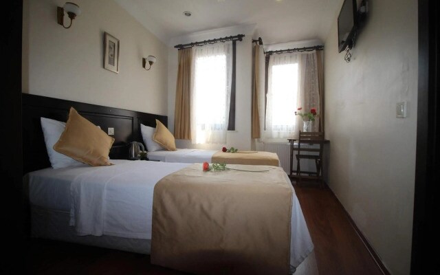 Sultans Hotel