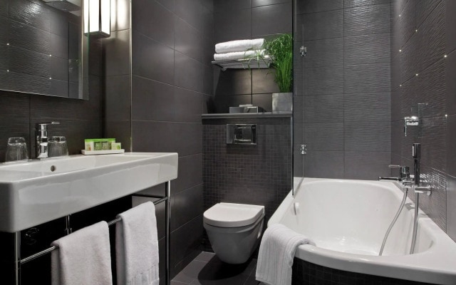 Le Grey Hotel