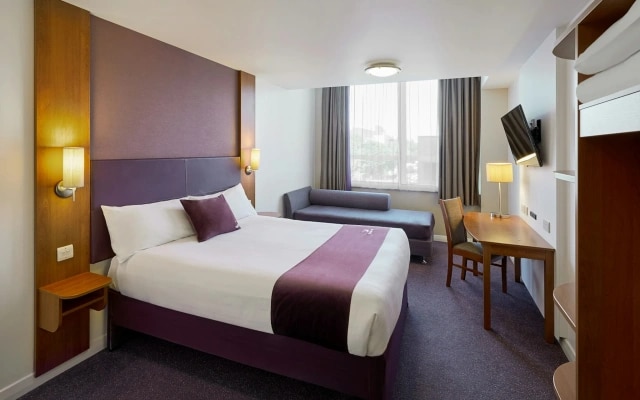 Premier Inn Barnsley Central M1 J37
