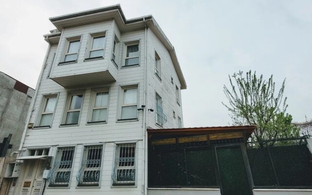 Апарт-отель Masif House