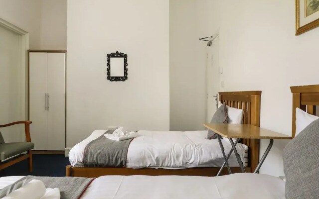 OYO Hala Guest House