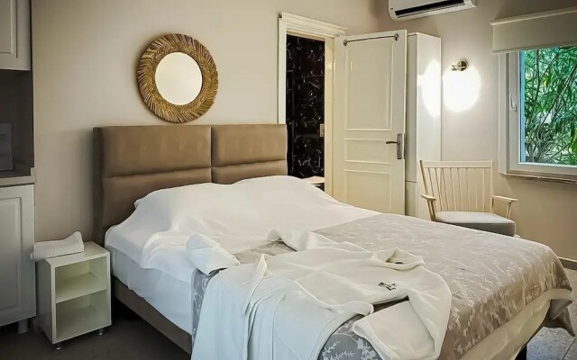 White Palace Otel