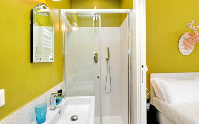 Rm-h501-pale6e2 Monti Apartments - M9