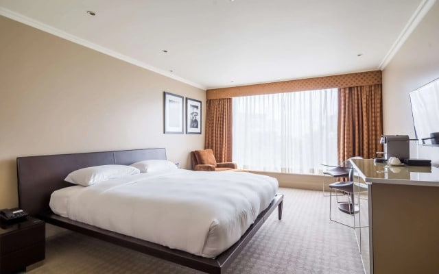 Radisson Blu Hotel, London Heathrow