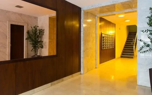 Ampersand - Bright 2-bedroom Apartment