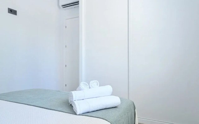 M Boy50b Bonito Apartamento de dos Dormitorios e