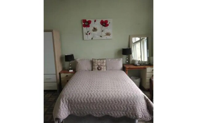 The New Beehive Inn