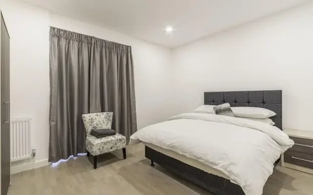 Canning Town Apartment - Hostel