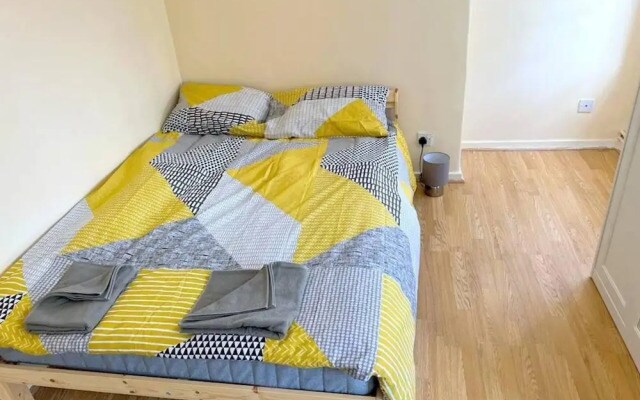 2-bed Apartment in Central London off Edgware Rd
