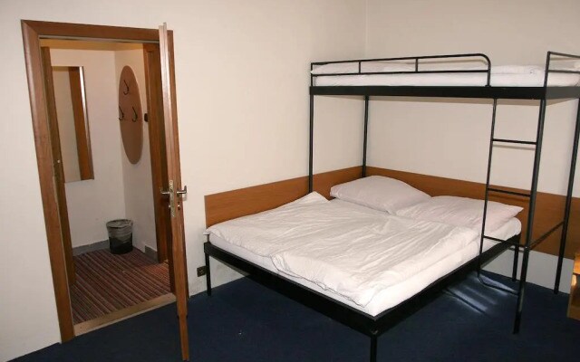 Euro Hostel