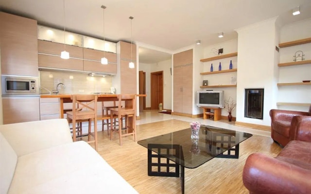 Plac Wilsona Art Deco Apartment