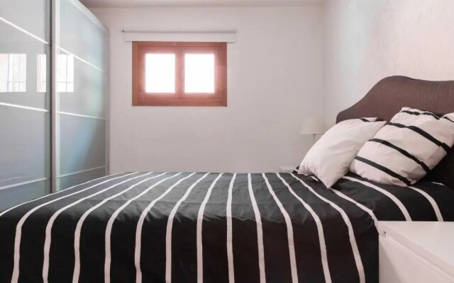 For You Rentals Alfonso XIII Apartment