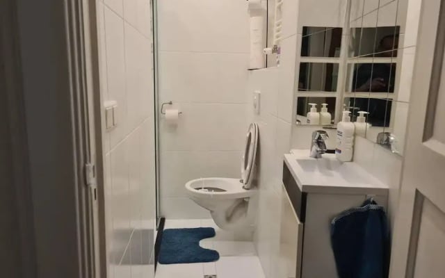 Nice 2 Double Bed in Sunny House in Amsterdam West