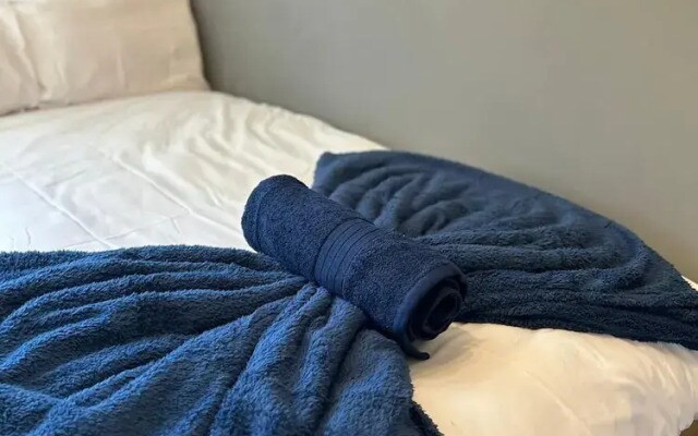 4 Bedroom Refurbished Workers Haven
