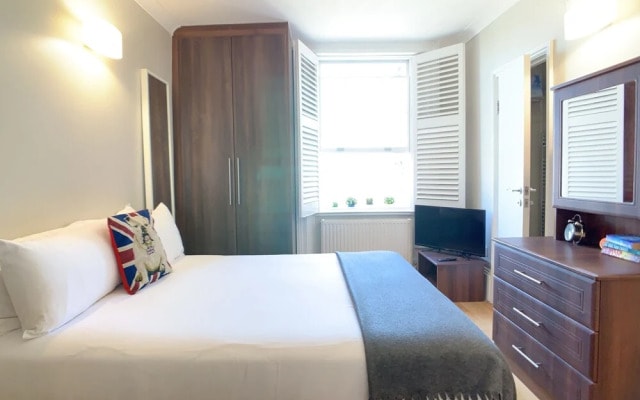 Queen Victoria Apartments
