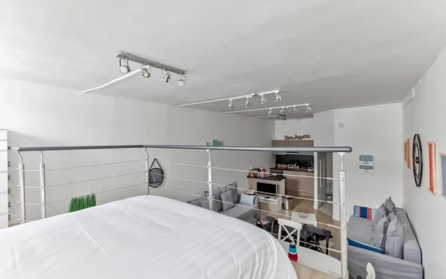 33 - Flat Av des Champs-Élysées