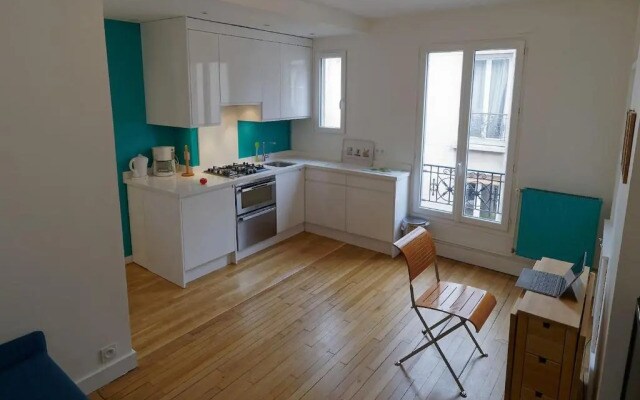 Quiet apartment near Montmartre