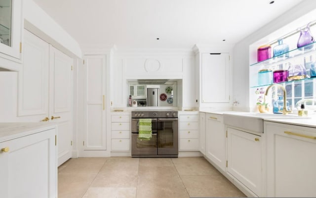 The Impressionist s Fireplace 4 BR Home in Chelsea