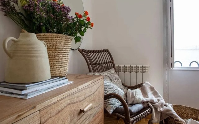 Beautiful 4 Bed 2 Bath Apt in Salamanca